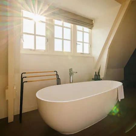 Hotel Bleecker By Bhc Bloemendaal