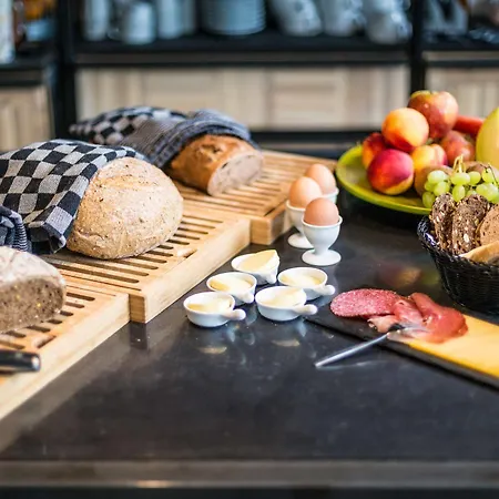 Bleecker 3* Блумендал