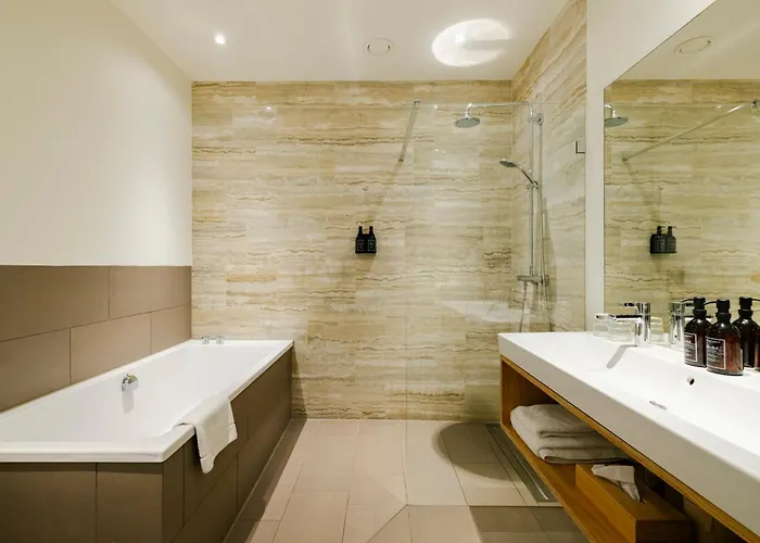 Hotel Bleecker By Bhc 3*