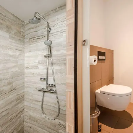 Hotel Bleecker By Bhc Bloemendaal